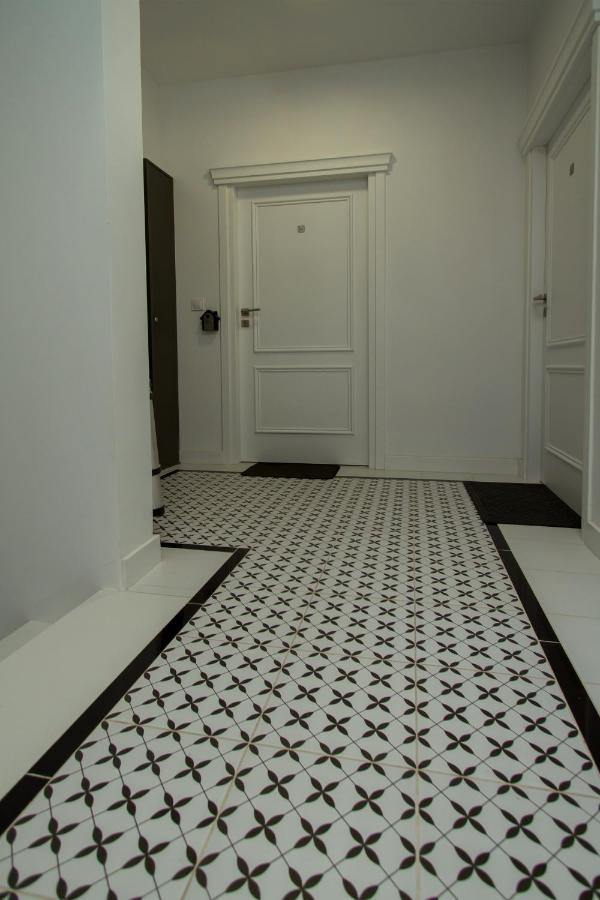 Nowy Apartment Przy Placu Szembeka Βαρσοβία Εξωτερικό φωτογραφία